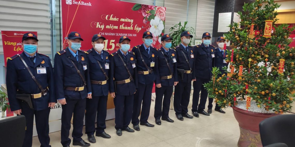 NHÌN LẠI NĂM 2021