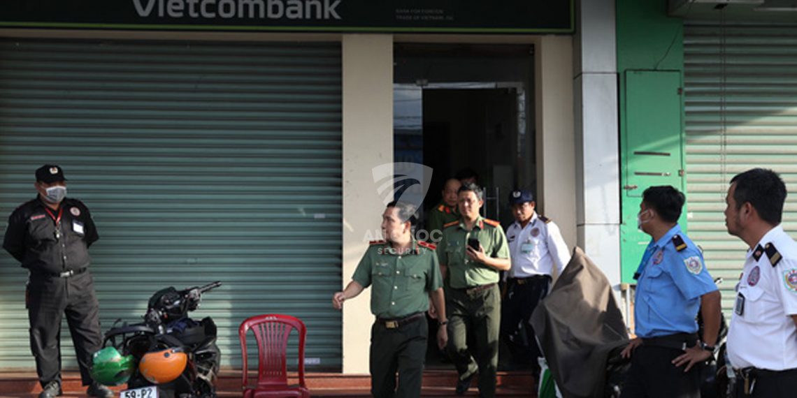 Vì sao cướp ngân hàng ngày càng nhiều?